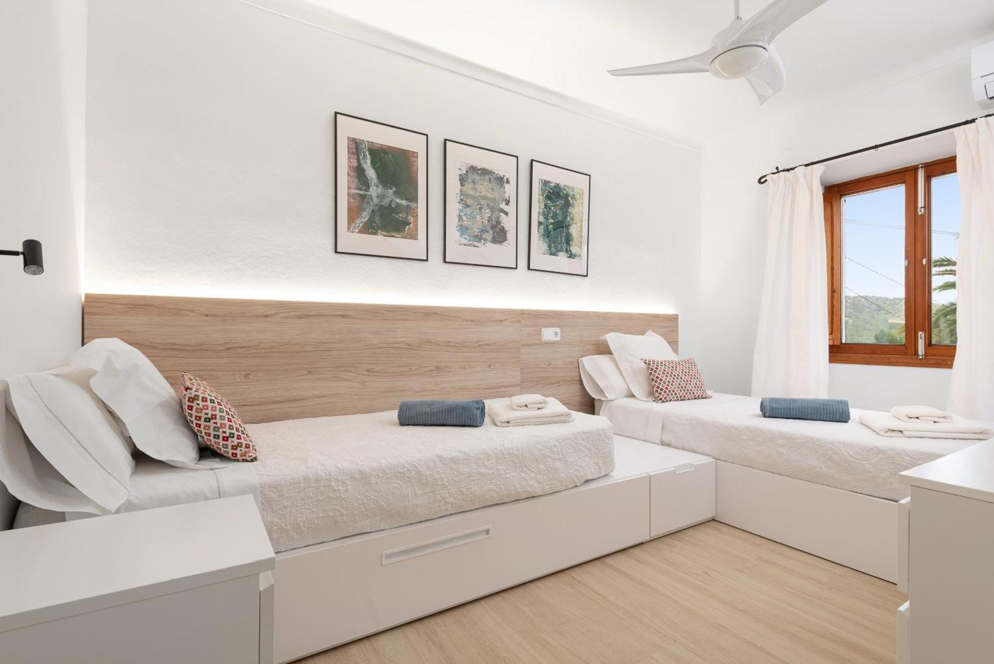 Camproig Holiday Home Alaró Εξωτερικό φωτογραφία