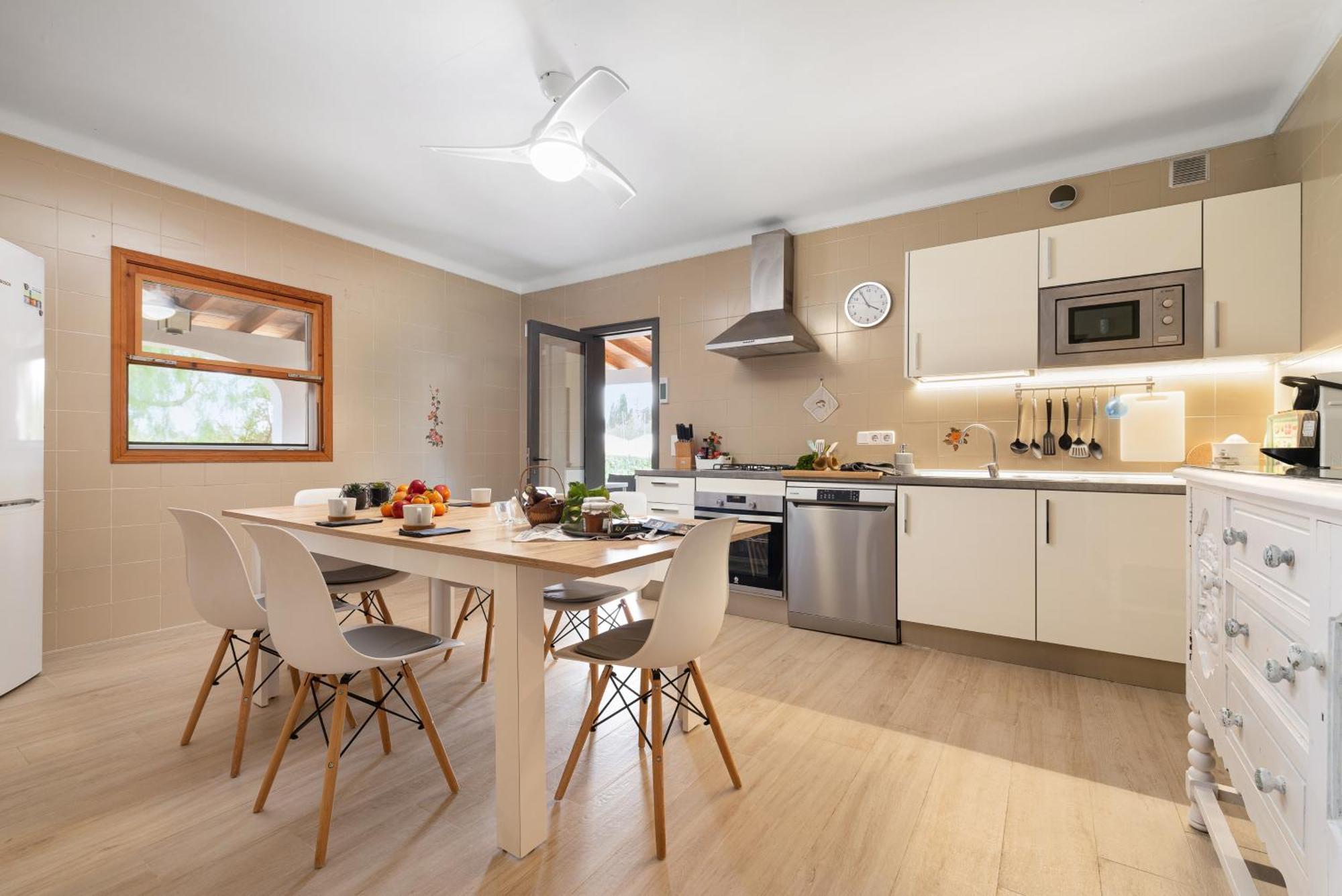 Camproig Holiday Home Alaró Εξωτερικό φωτογραφία